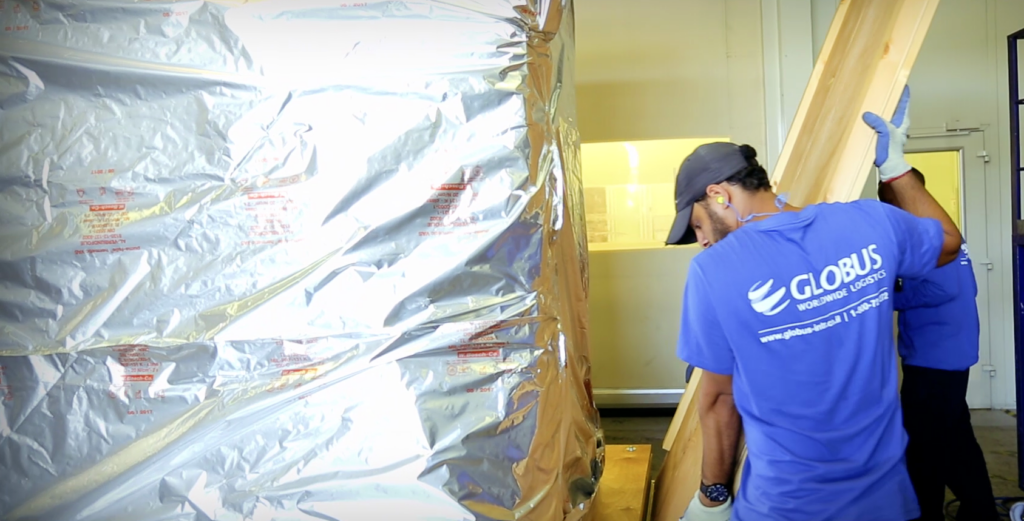 אריזה בהתאמה אישית Custom Packaging עבור רילוקיישן לניו יורק